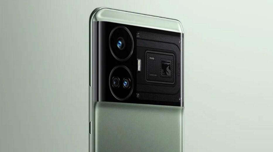 Realme GT 5 işlemci frekansı ayarlanabilen ilk akıllı telefon olacak