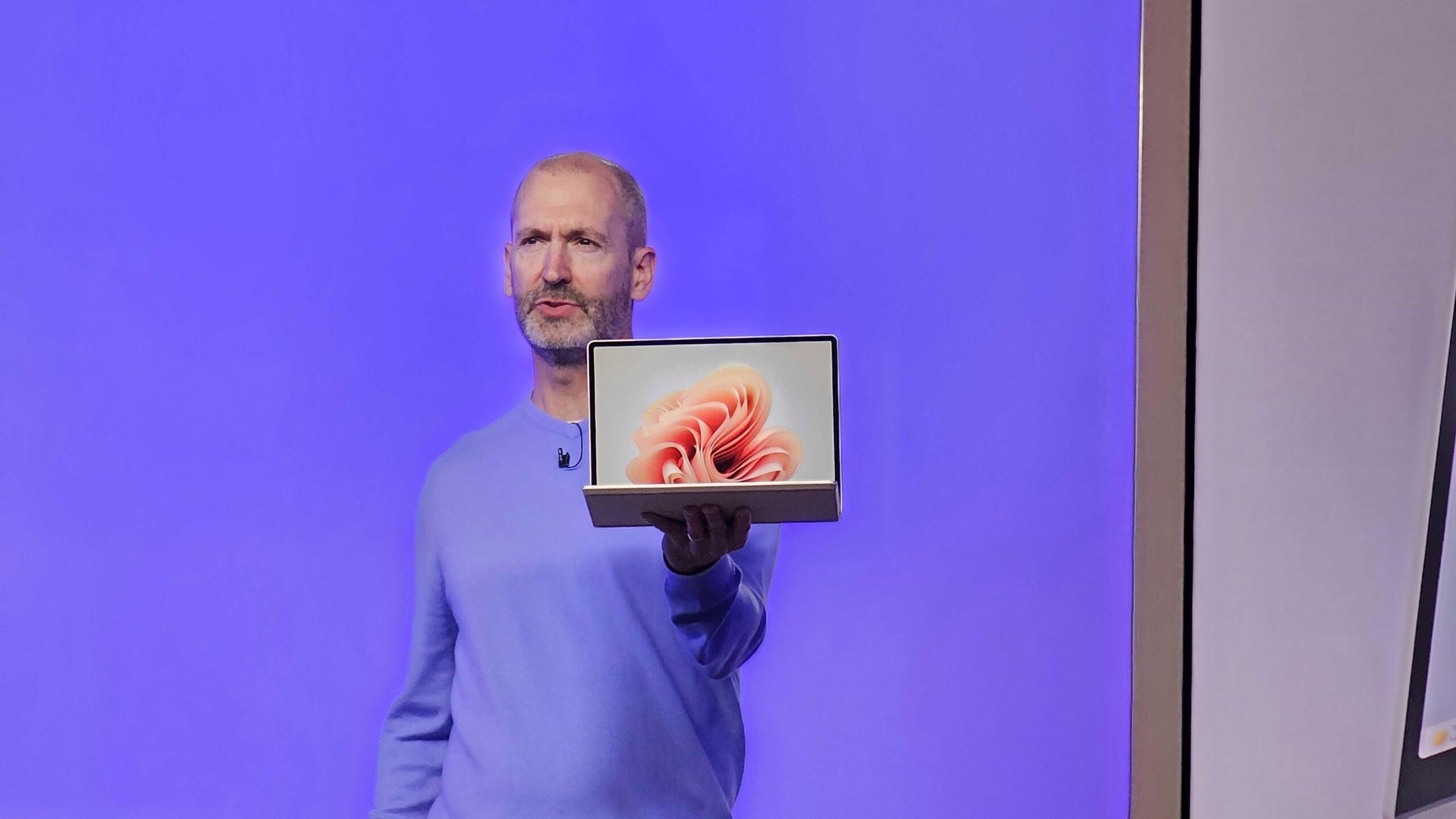 Microsoft yeni Surface Laptop Go 3 ve Surface Go 4’ü duyurdu: İşte yenilikler