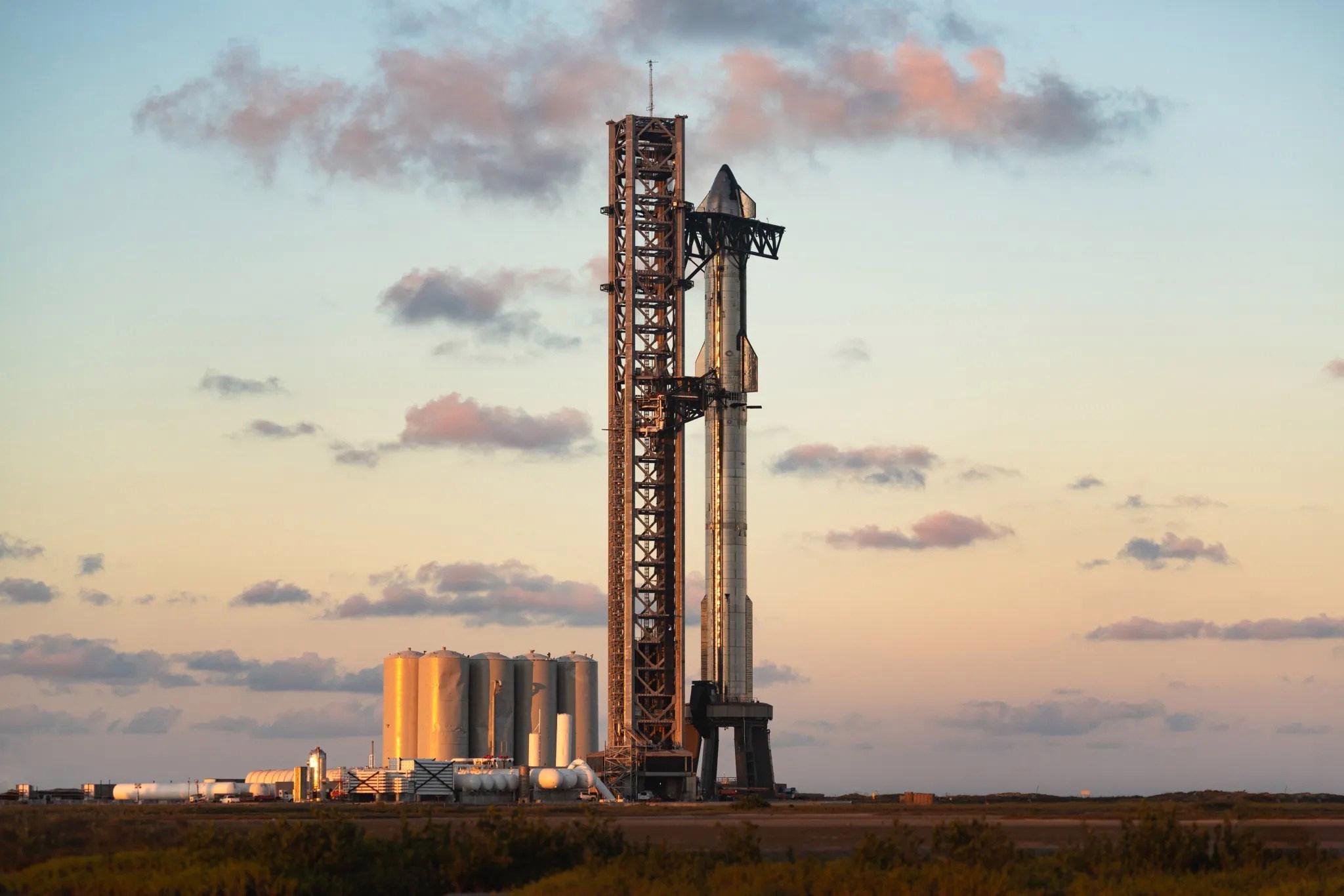 Tarihin en güçlü roketi SpaceX Starship fırlatıldı! (Canlı)