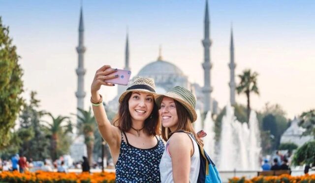 turkiye-2022de-en-cok-turist-agirlayan-5-ulke-oldu-XYnwQZu8.jpg