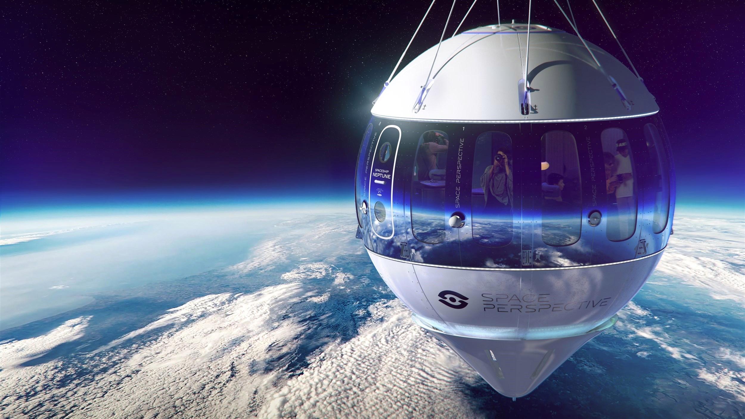 Kişi başı 125 bin dolar: Turistlerin kullanacağı uzay kapsülü tanıtıldı