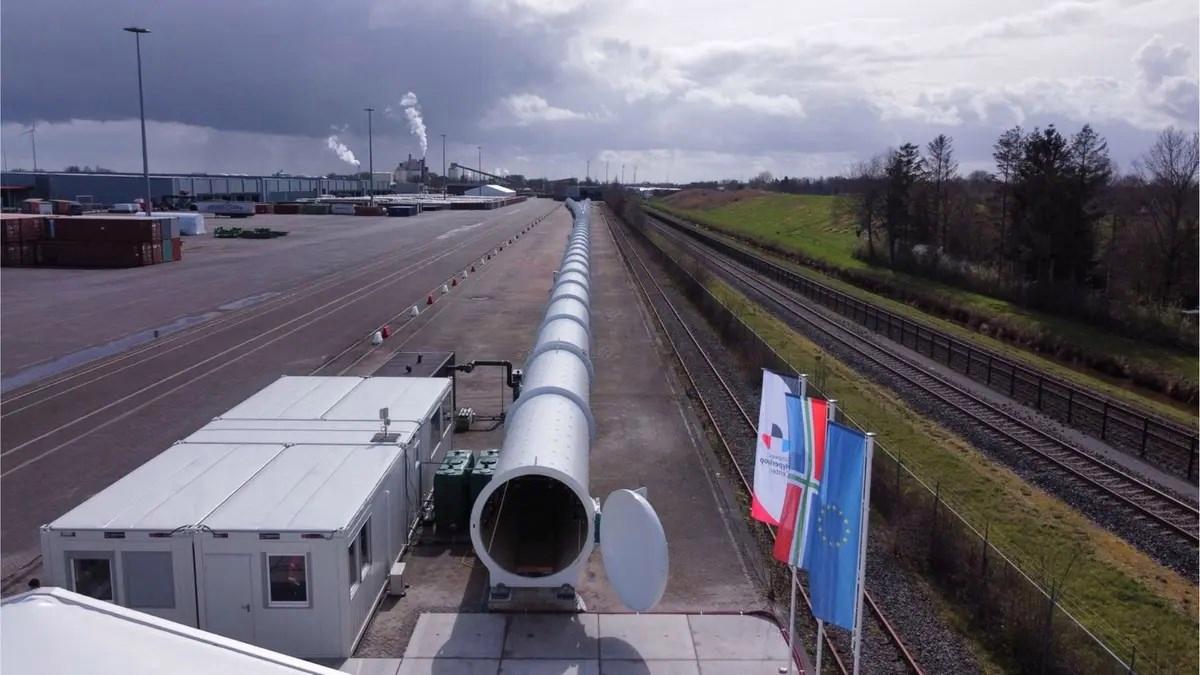Avrupa’nın en uzun hyperloop test tüneli açıldı