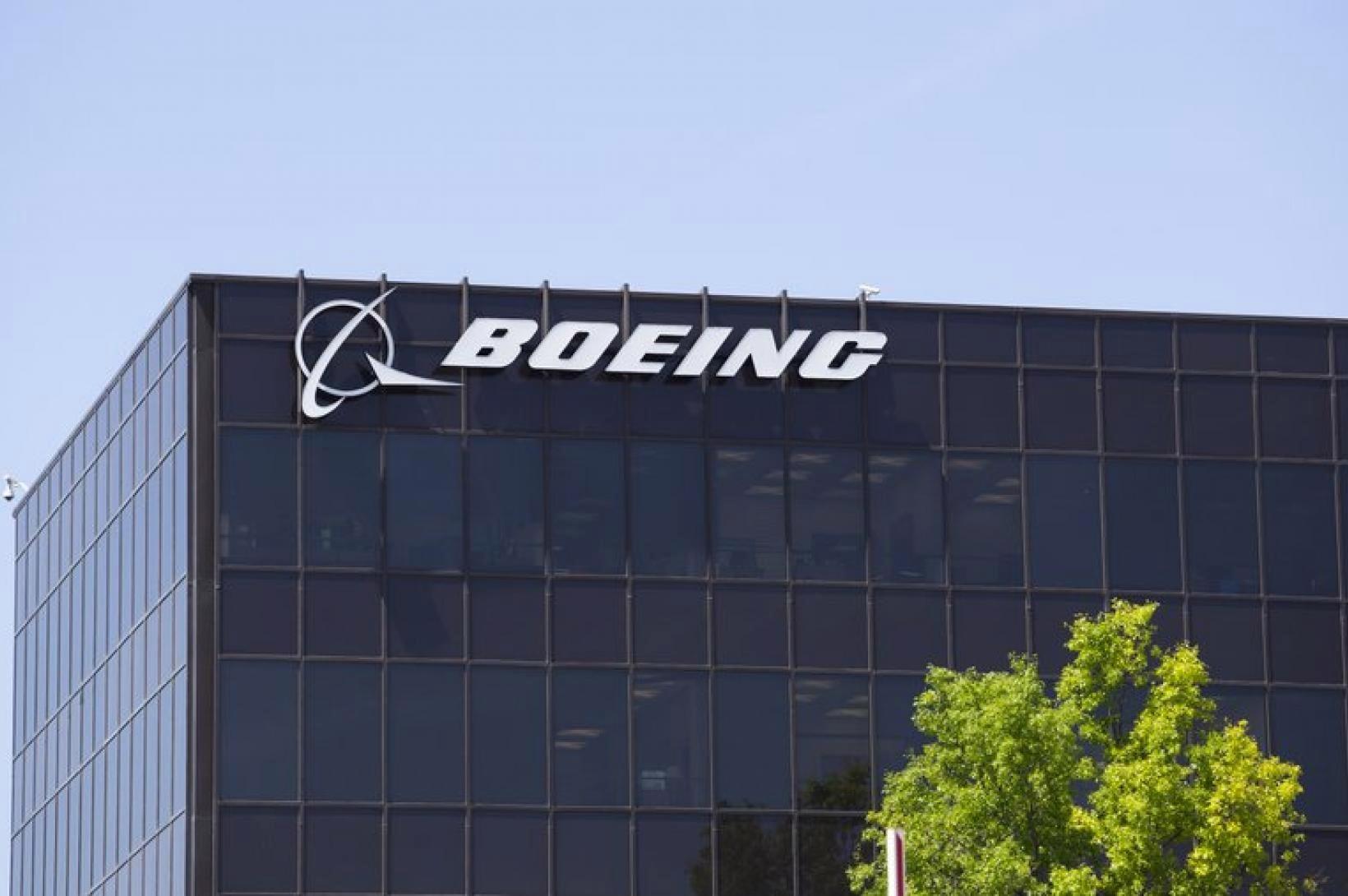 Boeing, pilotlardan koltukları kontrol etmelerini istedi