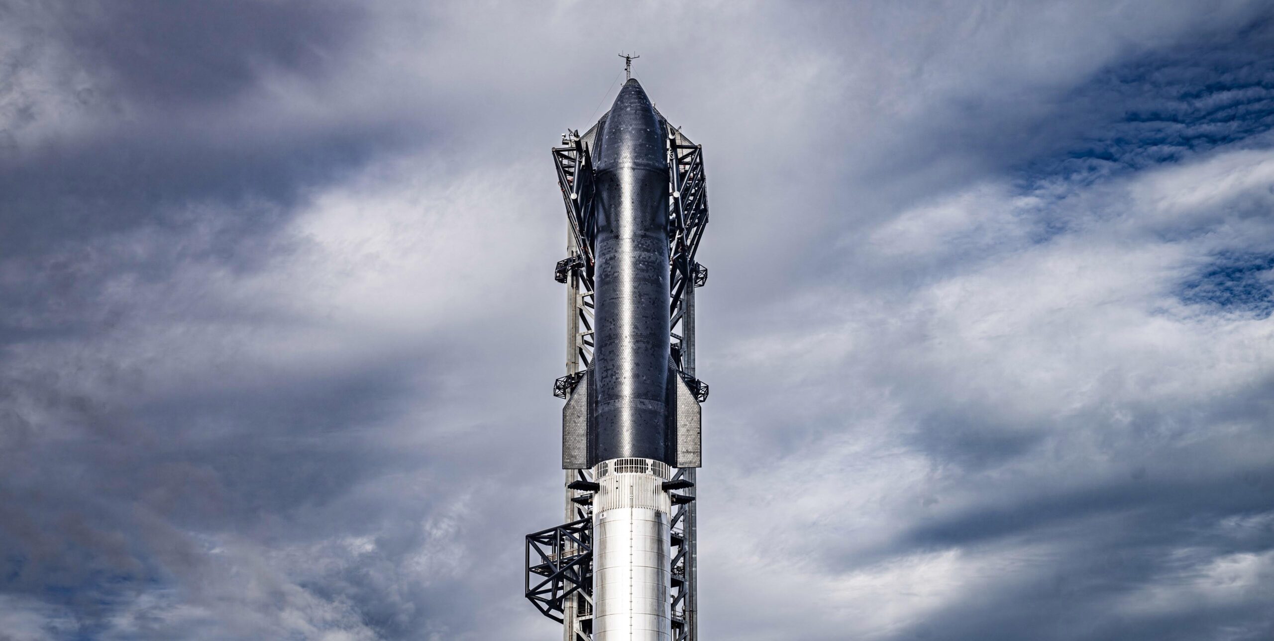 Dünyanın en güçlü roketi SpaceX Starship bugün fırlatılıyor: Nasıl izlenir?