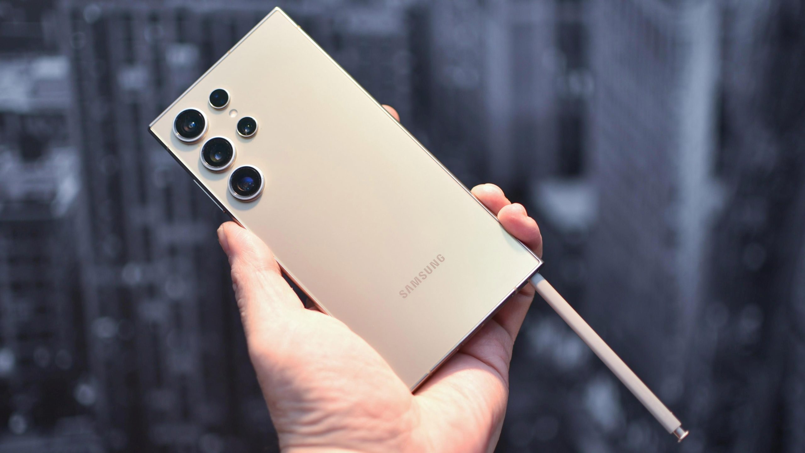 Samsung Galaxy S25 Ultra, batarya konusunda bekleyenleri üzebilir