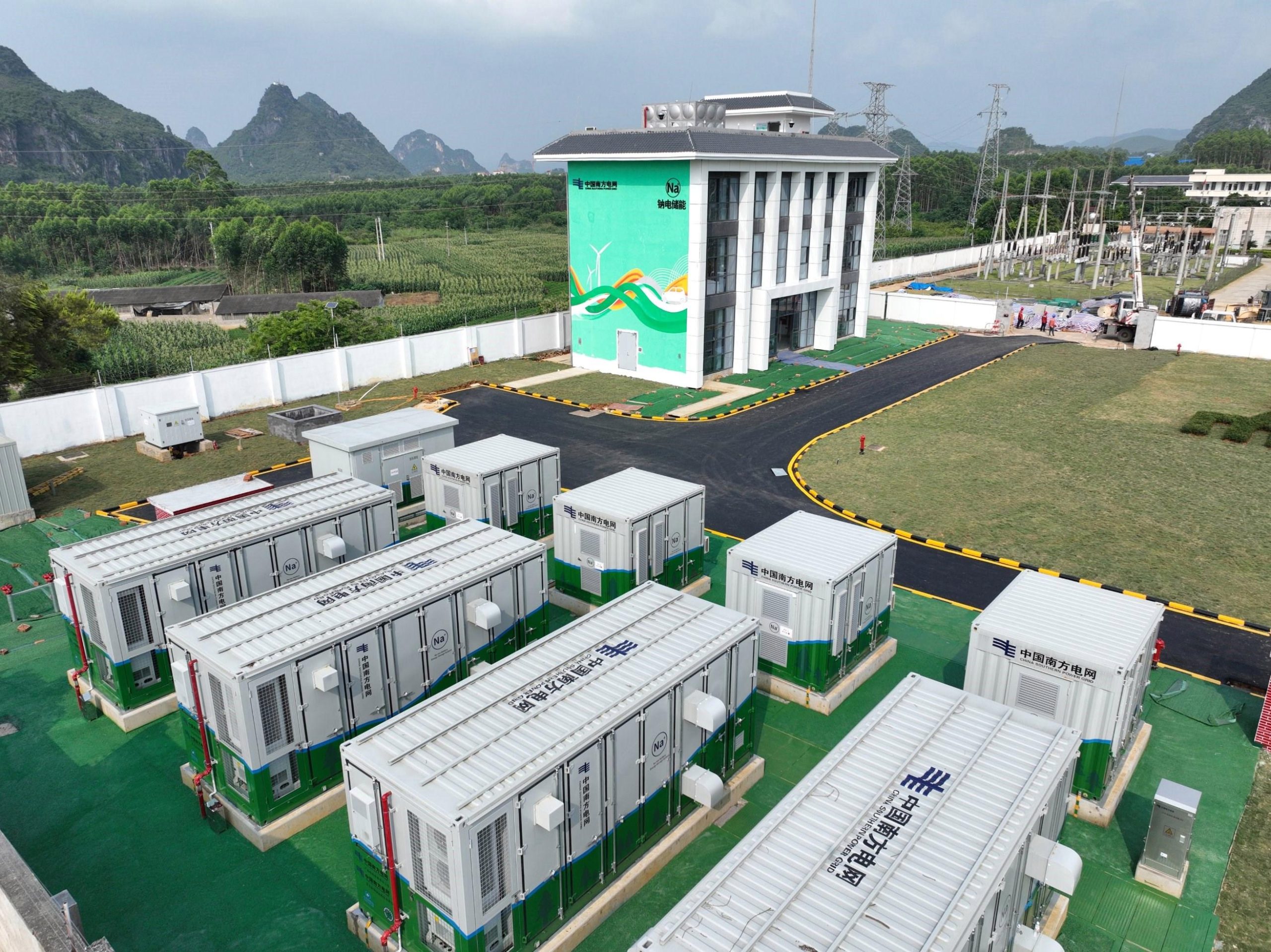 Çin’in ilk büyük sodyum iyon bataryalı depolama tesisi hizmete girdi