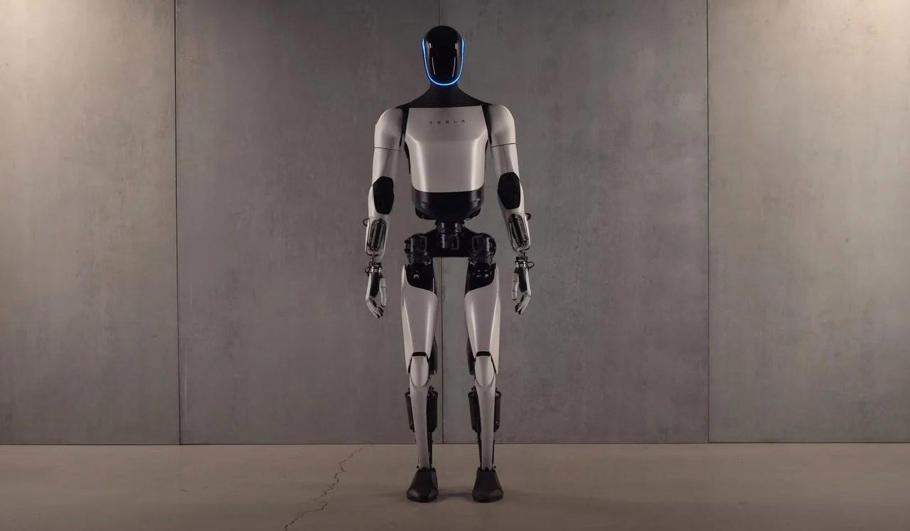 Tesla’nın insansı robotu Optimus, üretim bandında hünerlerini sergiledi