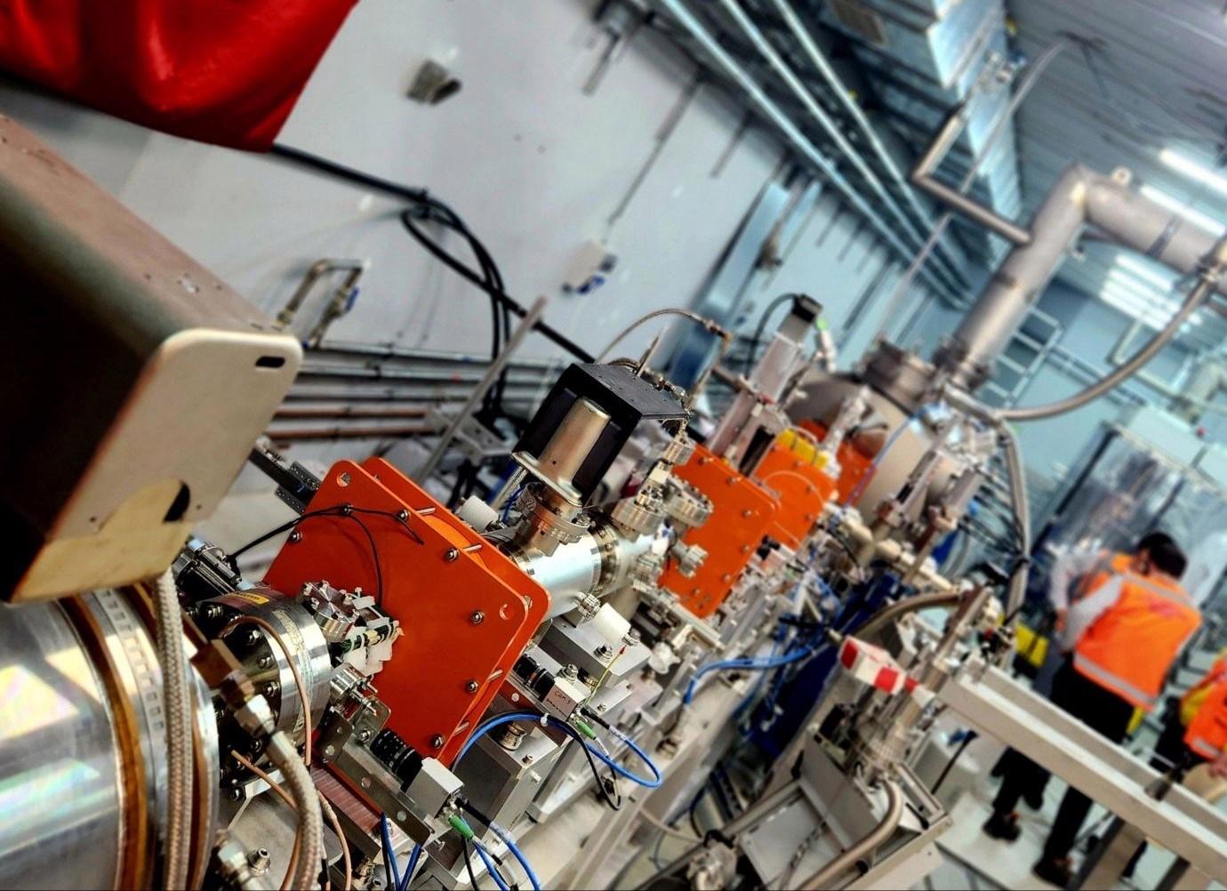 Yerli süper iletken elektron hızlandırıcısı devreye girdi