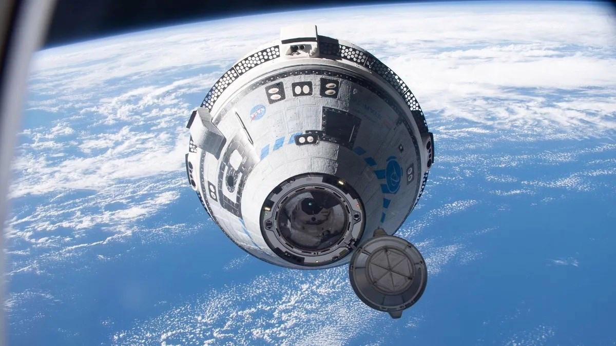 Boeing’in ISS’e kenetlenen Starliner aracı sızıntı yapıyor